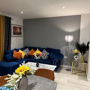 Amazing 3bedroom Flat Apartment London